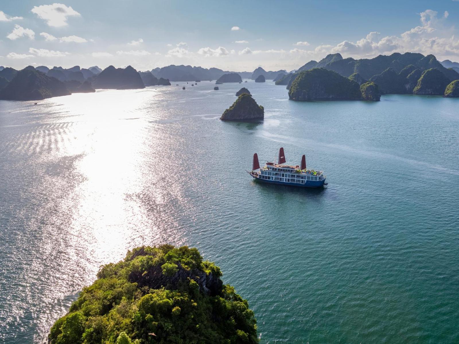 Halong Luxury Cruise Hotel Hạ Long-öböl Kültér fotó